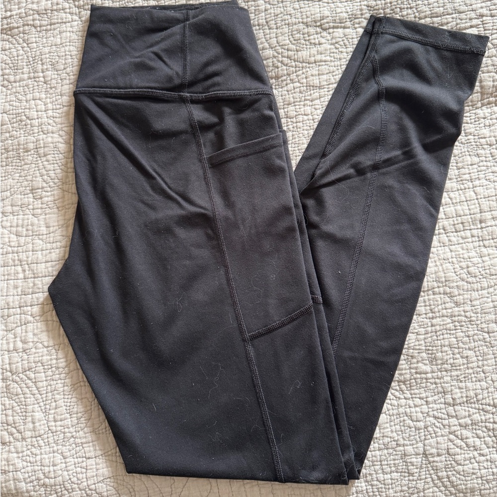 Black Victoria’s Secret active leggings
